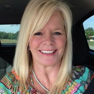 Meet your Posher, Cindy